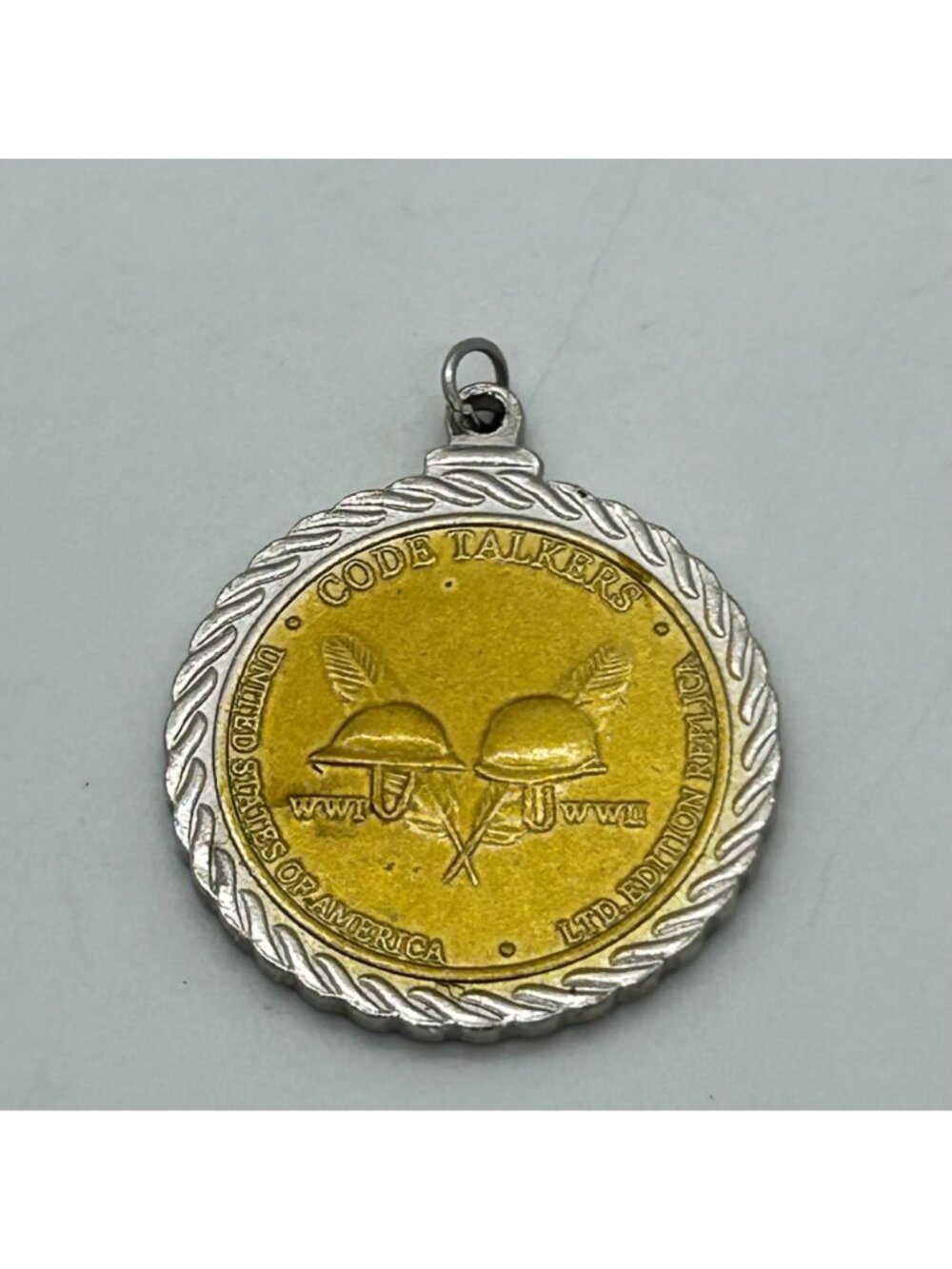 Native American Sacagawea Code Talker Coin Pendant Necklace Gold Tone Silvertone - Picture 13 of 15